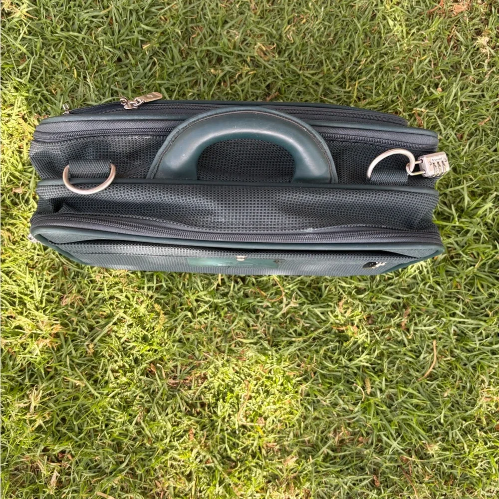 Samsonite Gray Laptop Briefcase with Silver Zip Accents